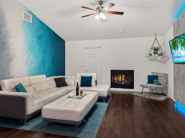 1849 KINGS POINT BOULEVARD, Kissimmee, FL 34744