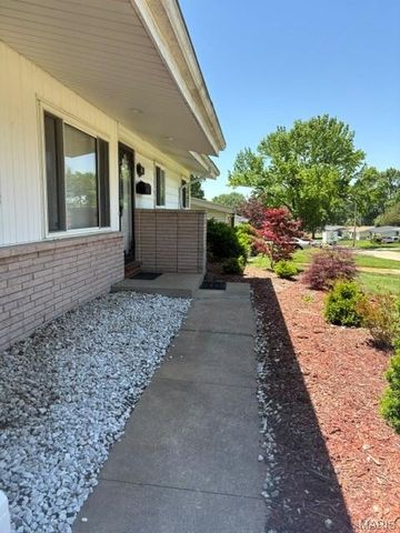 2280 Luxmore Drive, Unincorporated, MO 63136