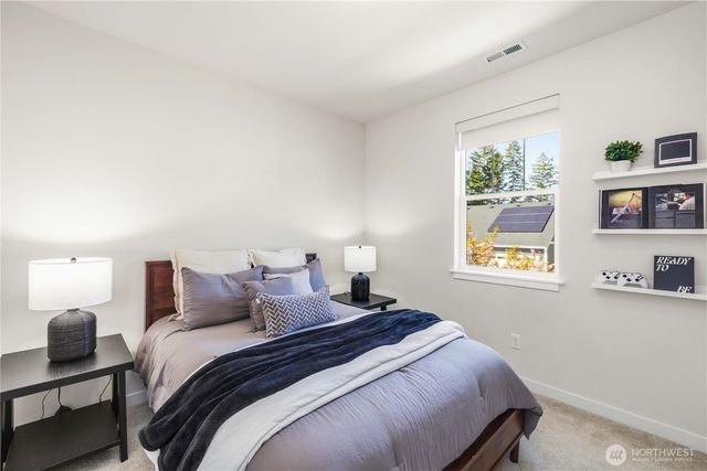 33136 Holly Avenue SE, Black Diamond, WA 98010