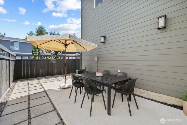 33136 Holly Avenue SE, Black Diamond, WA 98010