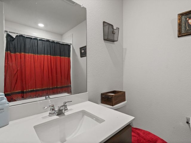 808 Watermill Road, Royse City, TX 75189