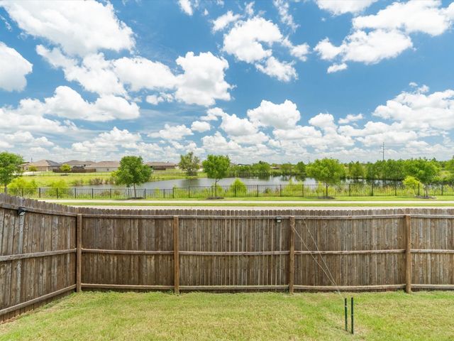 808 Watermill Road, Royse City, TX 75189