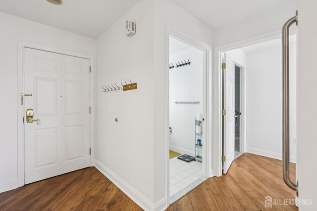 2202 Windrow Drive, Middlesex, NJ 08540