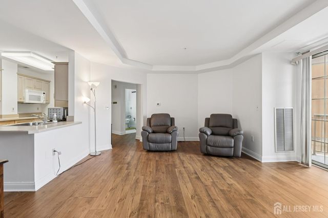 2202 Windrow Drive, Middlesex, NJ 08540