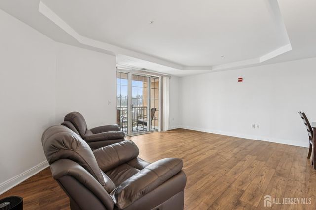 2202 Windrow Drive, Middlesex, NJ 08540