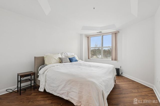 2202 Windrow Drive, Middlesex, NJ 08540