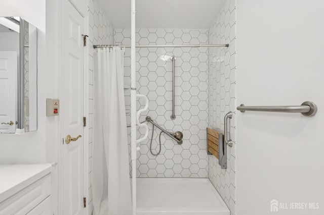 2202 Windrow Drive, Middlesex, NJ 08540