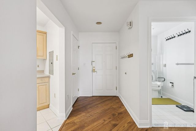 2202 Windrow Drive, Middlesex, NJ 08540