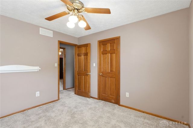 4043 Summerfield Drive, Beavercreek, OH 45432