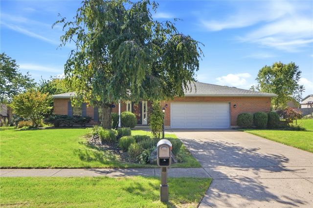 4043 Summerfield Drive, Beavercreek, OH 45432