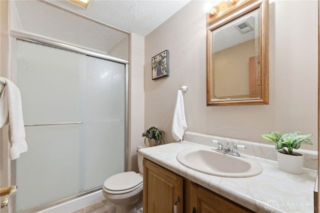 4043 Summerfield Drive, Beavercreek, OH 45432