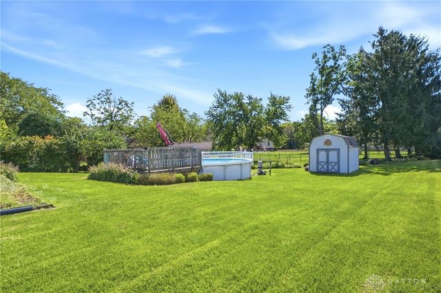 4043 Summerfield Drive, Beavercreek, OH 45432
