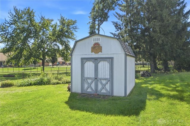 4043 Summerfield Drive, Beavercreek, OH 45432