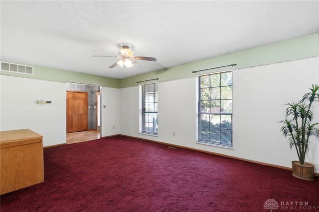 4043 Summerfield Drive, Beavercreek, OH 45432