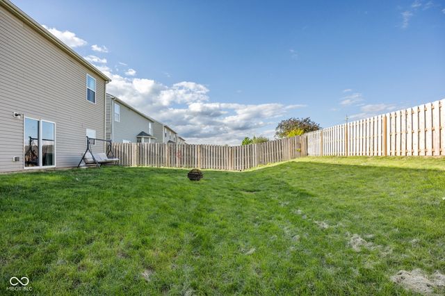 15098 Royal Grove Drive, Noblesville, IN 46060