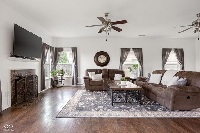 15098 Royal Grove Drive, Noblesville, IN 46060