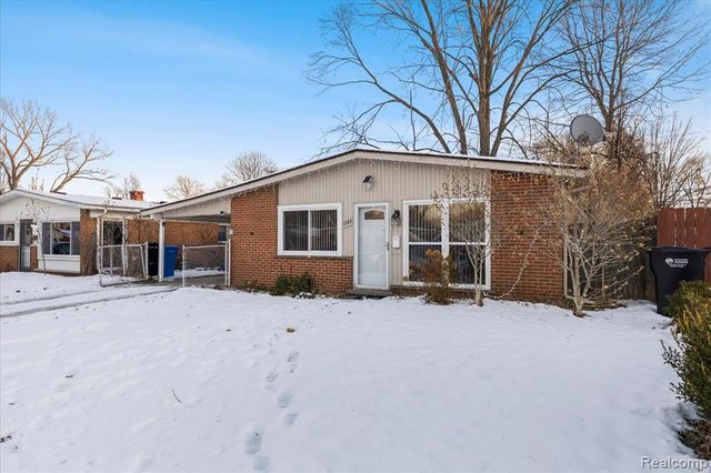 1564 Moulin Avenue, Madison Heights, MI 48071