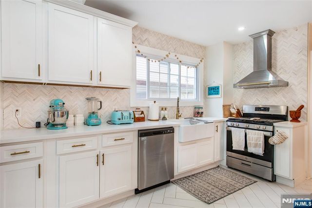 210 Jacoby Street, Maplewood, NJ 07040