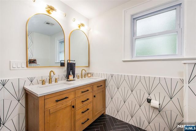 210 Jacoby Street, Maplewood, NJ 07040