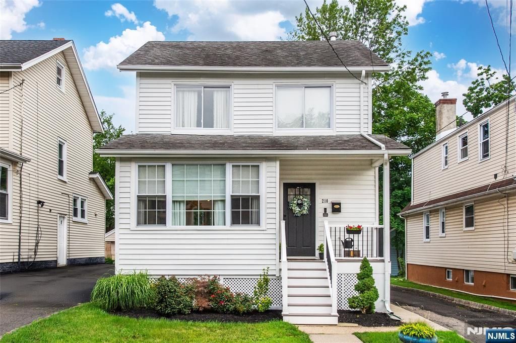 210 Jacoby Street, Maplewood, NJ 07040
