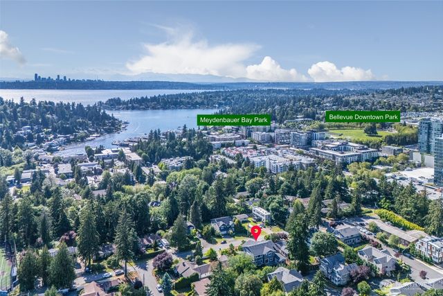 222 106th Avenue SE, Bellevue, WA 98004