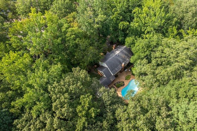 2330 DOGWOOD MEADOWS CV, Germantown, TN 38139