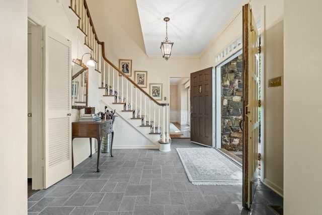 2330 DOGWOOD MEADOWS CV, Germantown, TN 38139