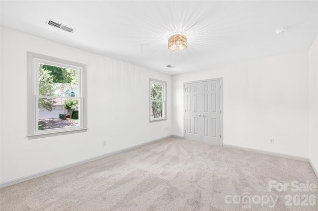 9223 Pebble Creek Way, Charlotte, NC 28269