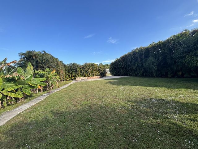 1256 SE Ladner Street, Port St Lucie, FL 34952