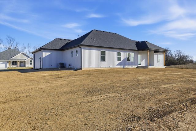 1371 N Collins Drive, Republic, MO 65738