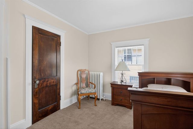 302 Ellery Avenue, Jackson, MI 49201