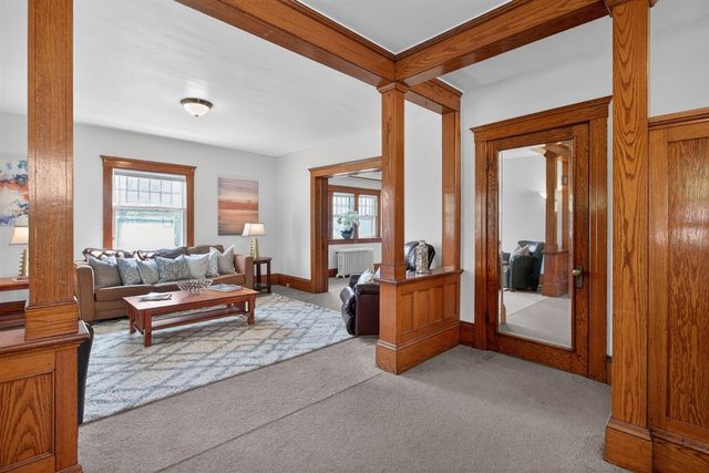 302 Ellery Avenue, Jackson, MI 49201