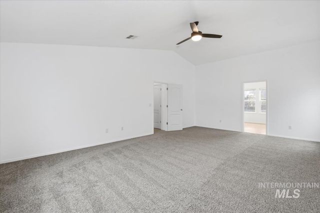 9553 W Trestlewood Dr, Boise, ID 83709