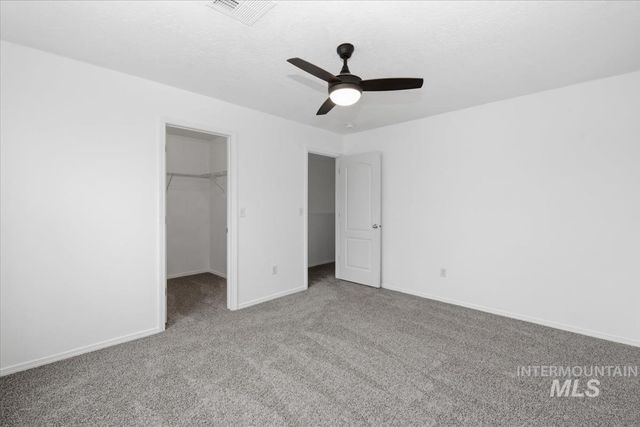 9553 W Trestlewood Dr, Boise, ID 83709