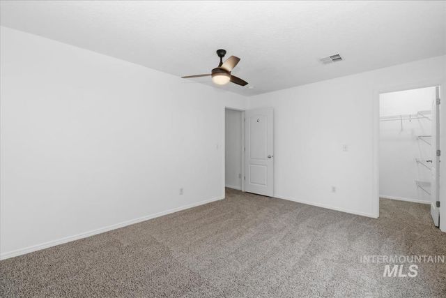 9553 W Trestlewood Dr, Boise, ID 83709