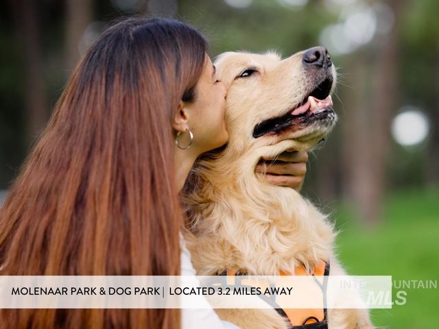 9553 W Trestlewood Dr, Boise, ID 83709