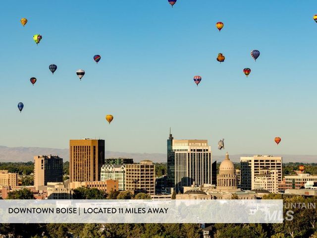 9553 W Trestlewood Dr, Boise, ID 83709