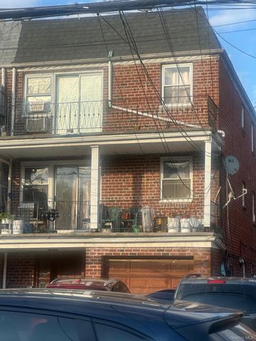 8549 168th Street, Jamaica Hills, NY 11432