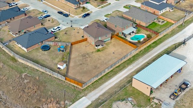 300 Fairgrounds Lane, Ponder, TX 76259