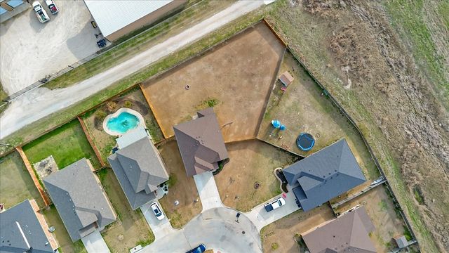 300 Fairgrounds Lane, Ponder, TX 76259