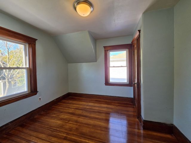 35 Ruskindale Rd, Boston, MA 02136