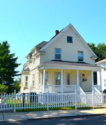 35 Ruskindale Rd, Boston, MA 02136