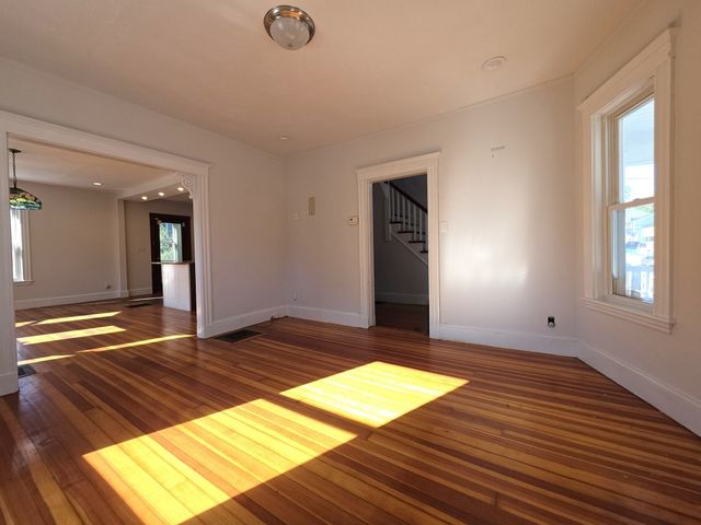 35 Ruskindale Rd, Boston, MA 02136