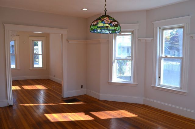 35 Ruskindale Rd, Boston, MA 02136