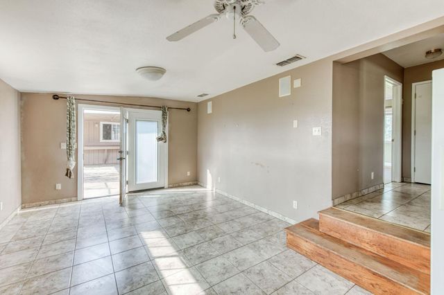 17281 E Belmont Avenue, Sanger, CA 93657