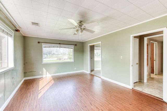 17281 E Belmont Avenue, Sanger, CA 93657