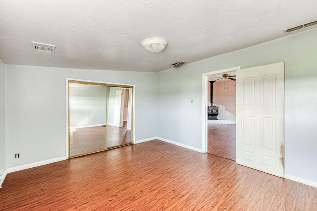 17281 E Belmont Avenue, Sanger, CA 93657
