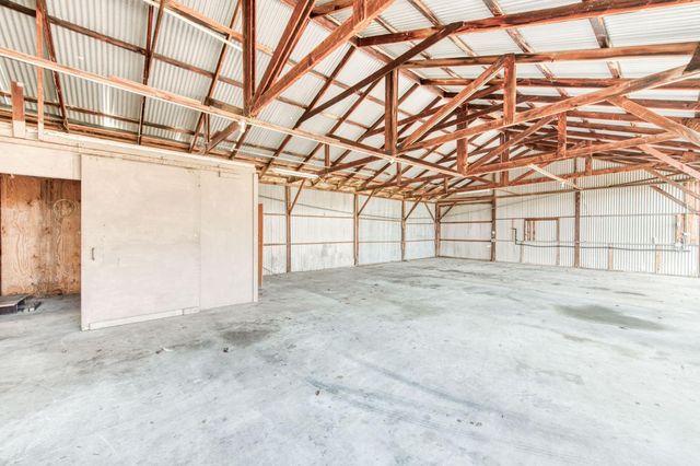 17281 E Belmont Avenue, Sanger, CA 93657