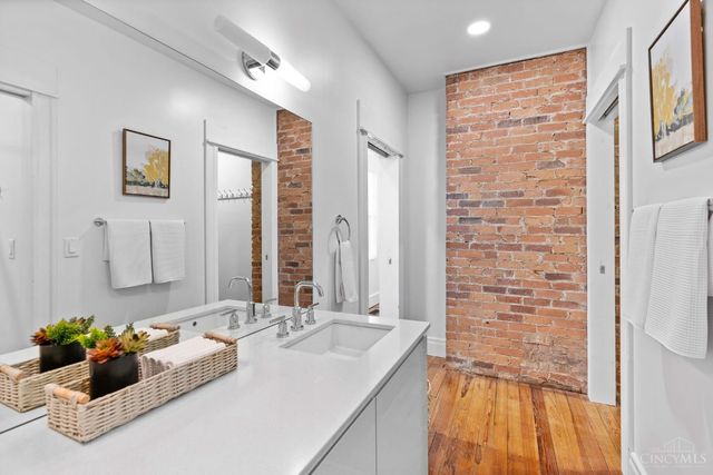 3120 Hackberry Street, Cincinnati, OH 45207