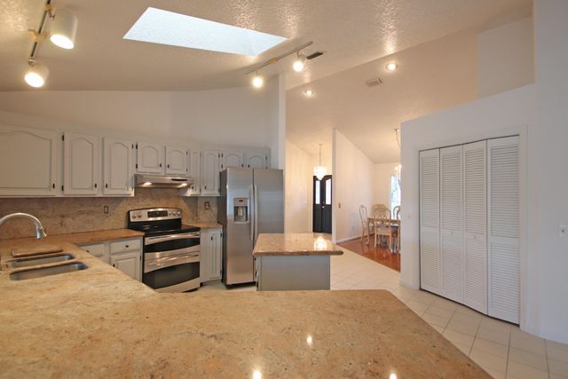 6944 Misty Lake Way, Jupiter, FL 33458